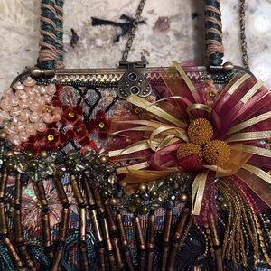 Vintage Beaded Kiss-Lock Evening Bag